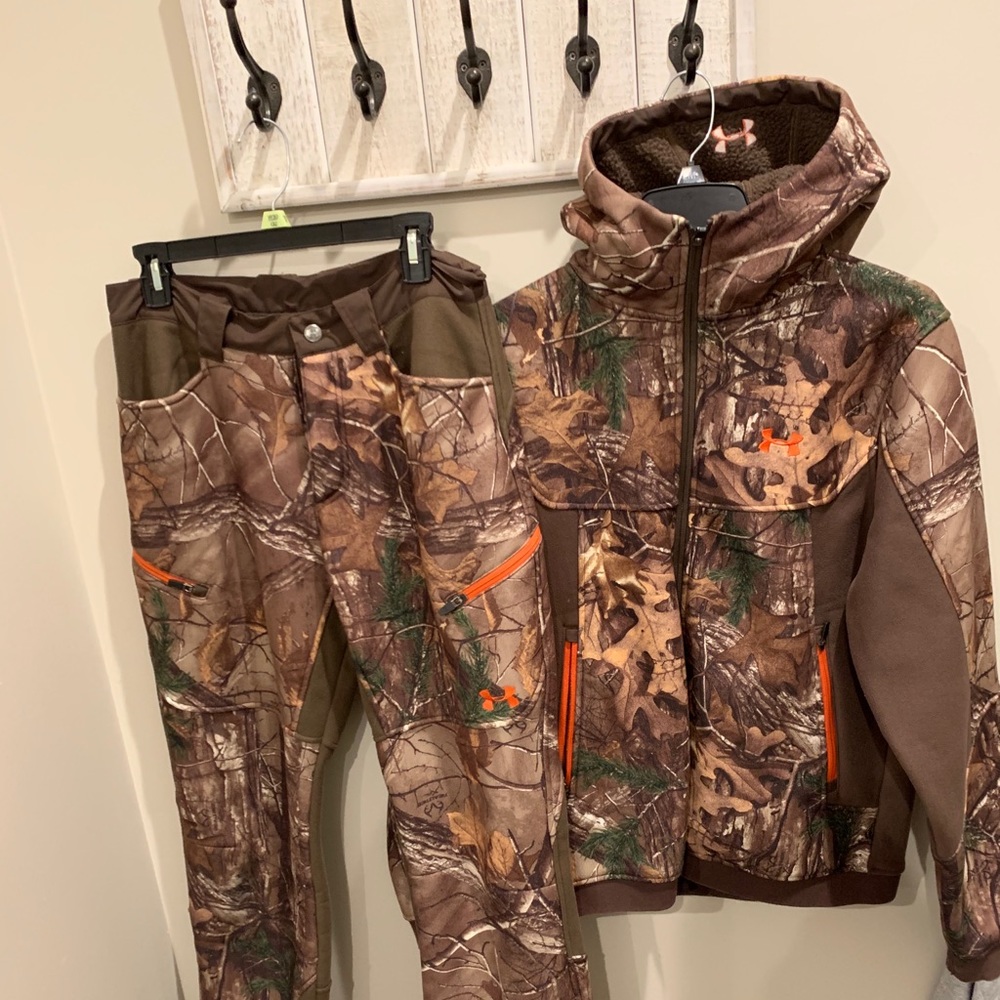 Men’s under armor camo jacket and pant
